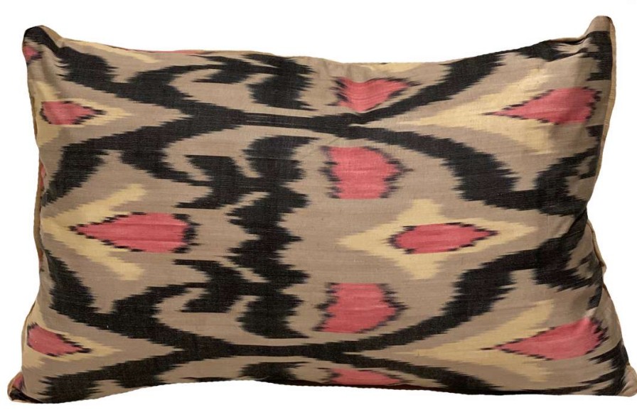 Pillows * | Kushaan Indoor Cemil Silk Ikat Pillow Cover Black